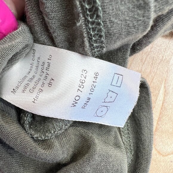 Michael Stars Jonnie Sleeveless Romper in Army Green Size Large - Picture 13 of 13